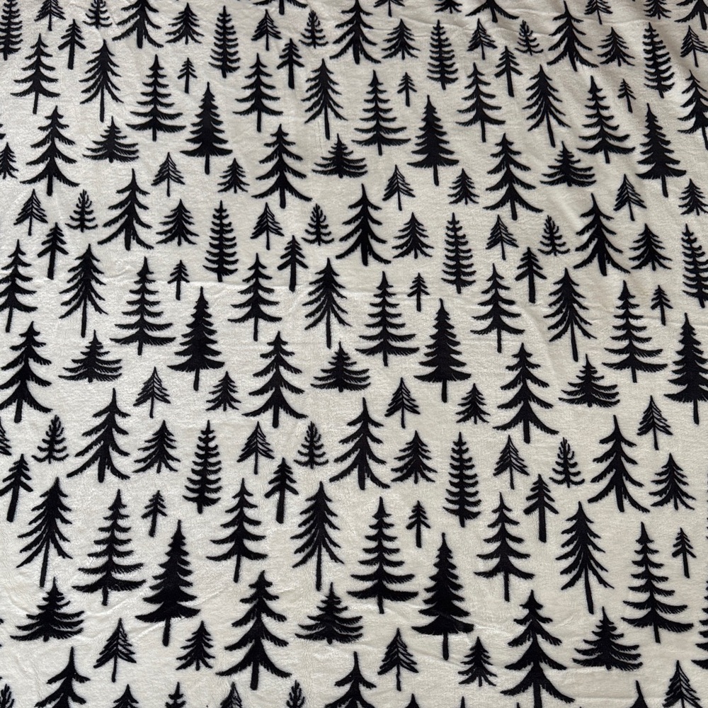 Cozy Black and White Tree Pattern Throw Blanket